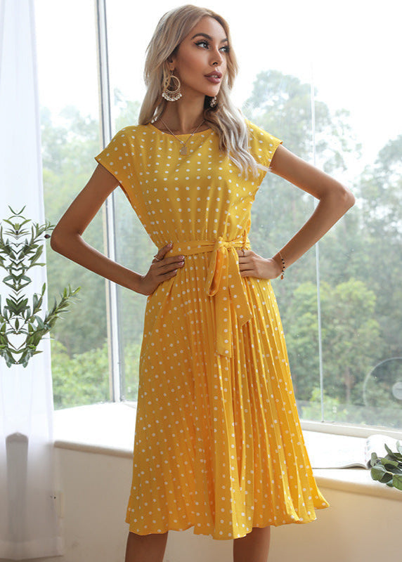 Robe midi à pois élégante ceinturée Jaune