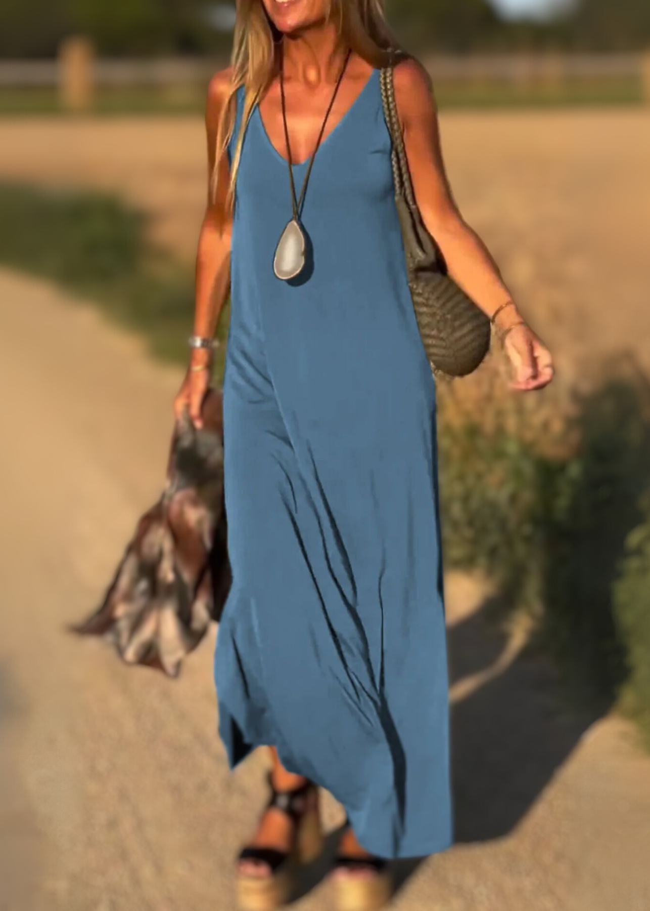 Robe Tendance V-neck Raffinée