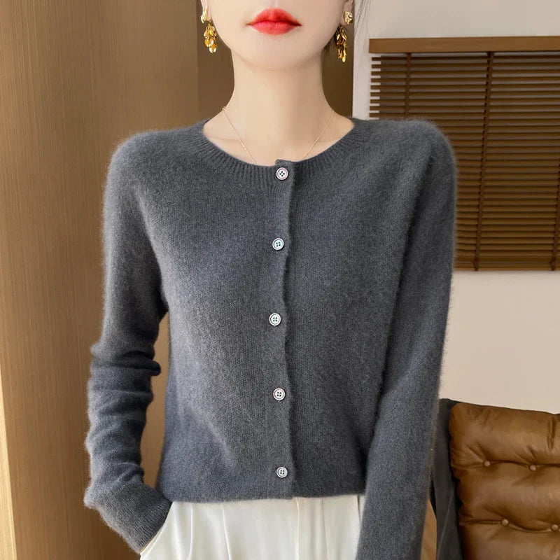 Cardigan en Mérinos 100% – Douceur et Élégance Printemps/Automne