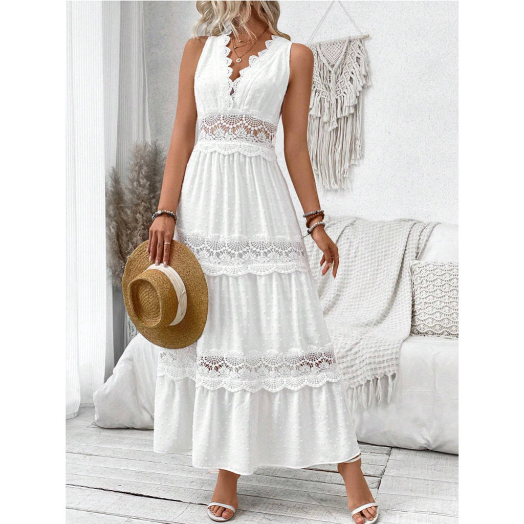 Robe Dentelle Élégante – Féminité Délicate au Décolleté Plongeant