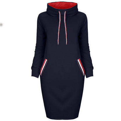 Maïa – Robe Pull Élégante à Col Montant Bleu Marine