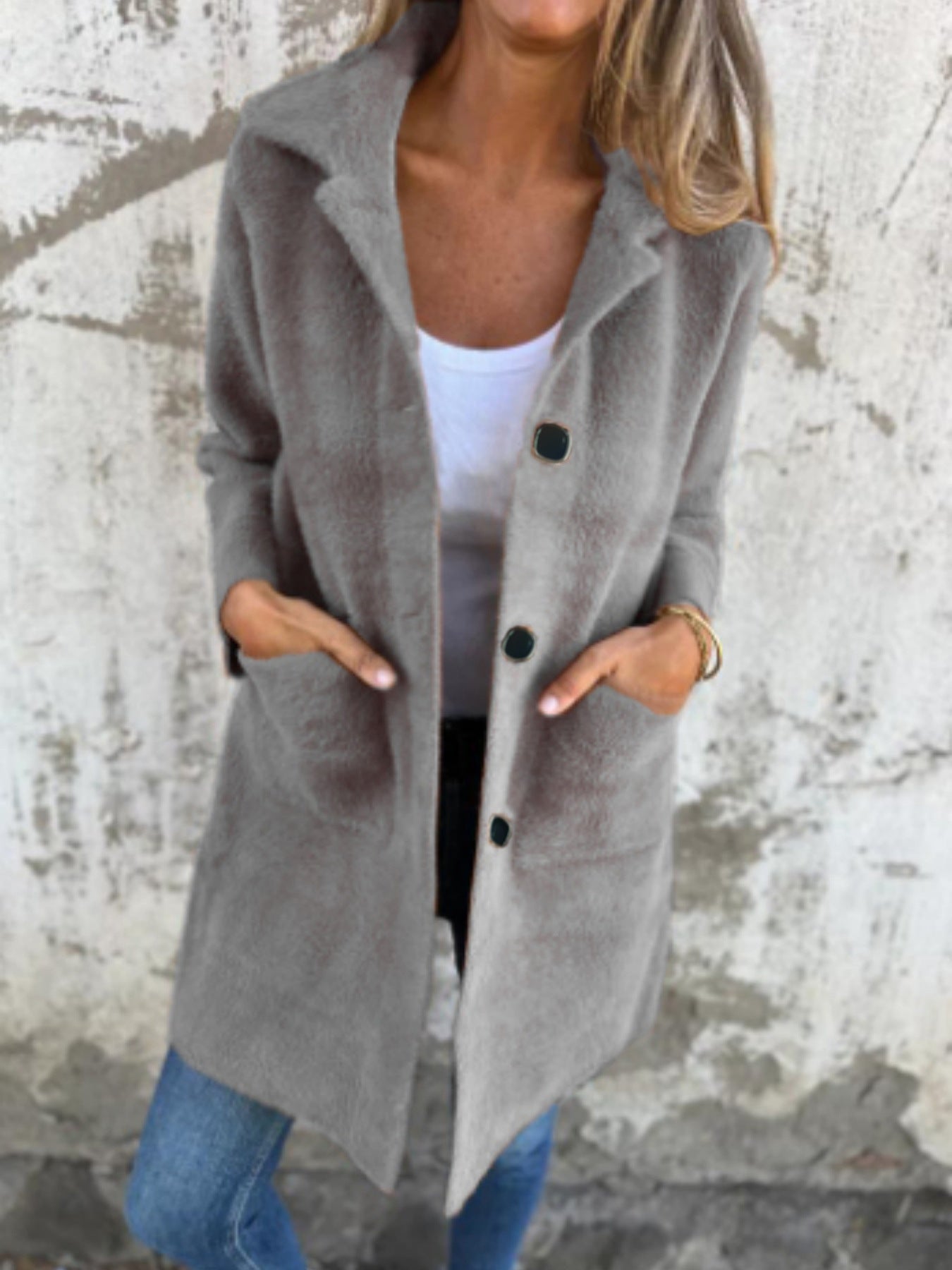 Manteau mi-long à col polo boutonné