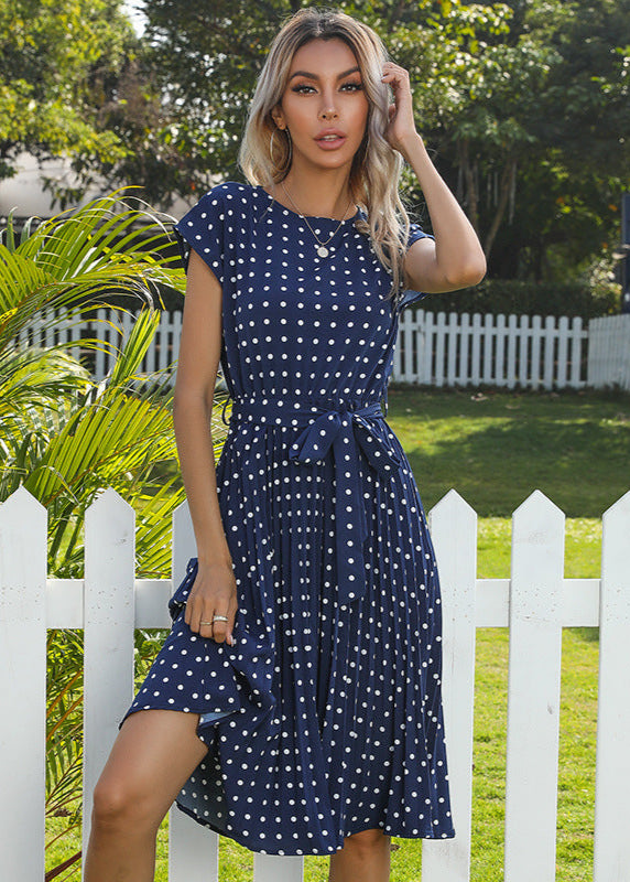 Robe midi à pois élégante ceinturée Bleu