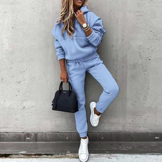 Ensemble Sport Femme à Capuche – Confort et Style au Quotidien