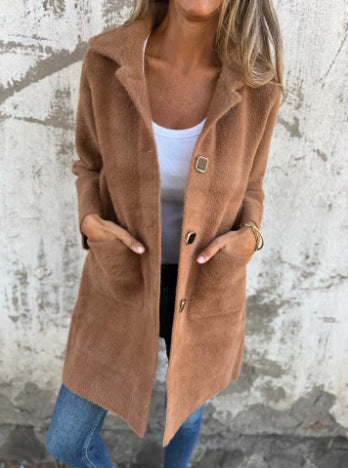 Manteau mi-long à col polo boutonné