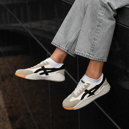 Chaussures orthopédiques modernes et respirantes