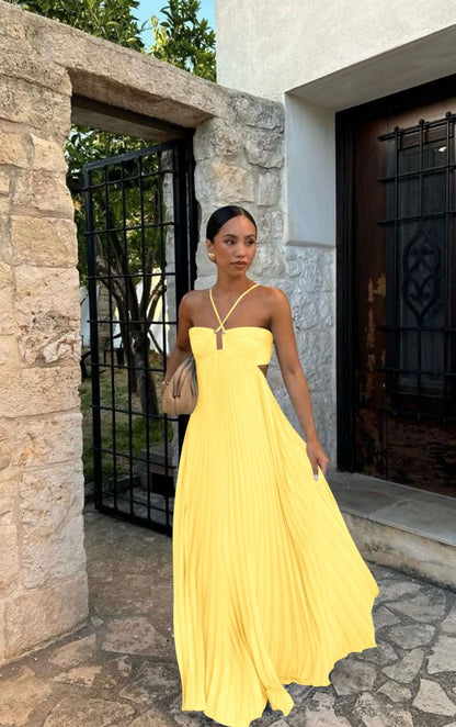 Robe Longue Plissée Sans Bretelles – Élégance Minimaliste d'Été