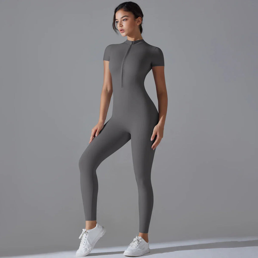 Combinaison Sportive Zippée – Style & Performance