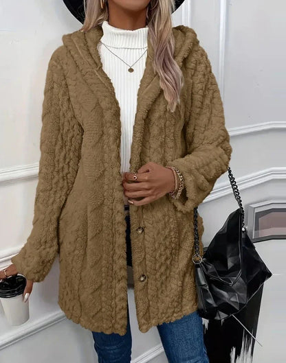 Manteau en Fleece à Capuche et Motif Argyle – Confort et Style Automnal