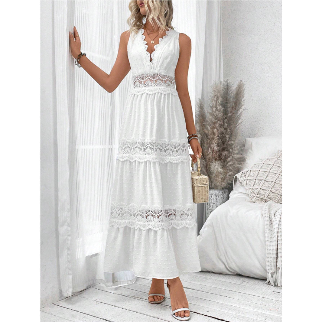 Robe Dentelle Élégante – Féminité Délicate au Décolleté Plongeant