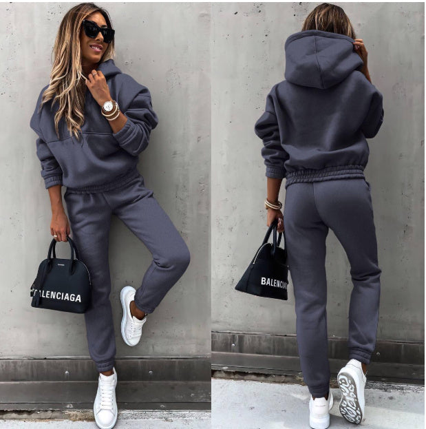 Ensemble Sport Femme à Capuche – Confort et Style au Quotidien