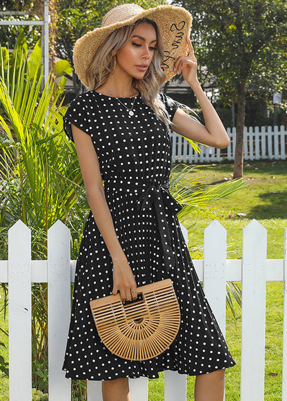 Robe midi à pois élégante ceinturée Noir