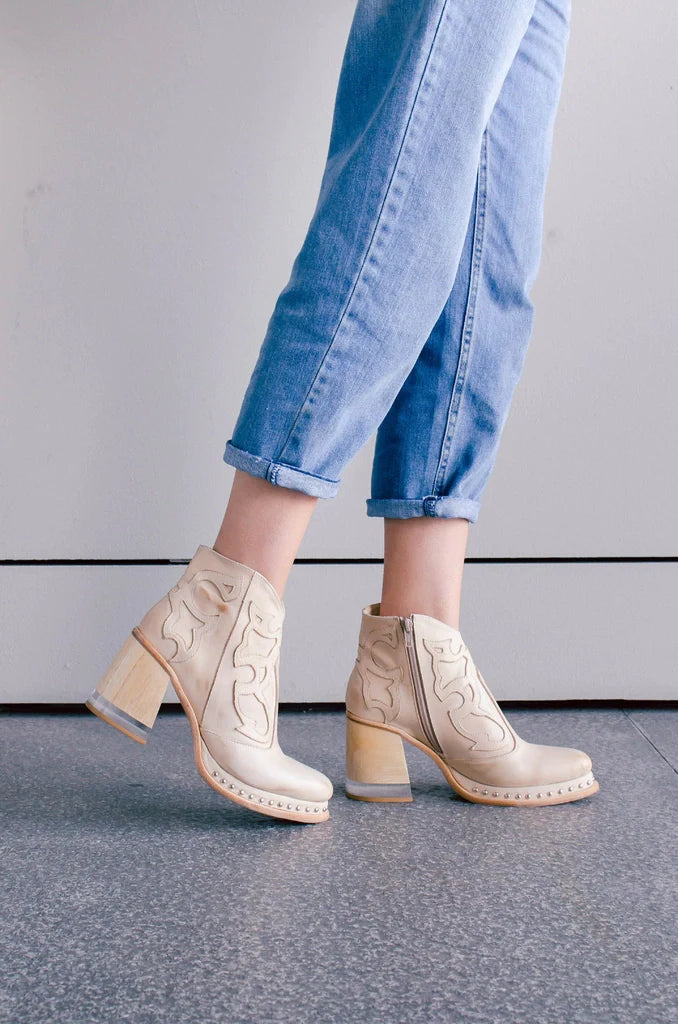 Bottines Élégantes à Talons Blanc Vegas