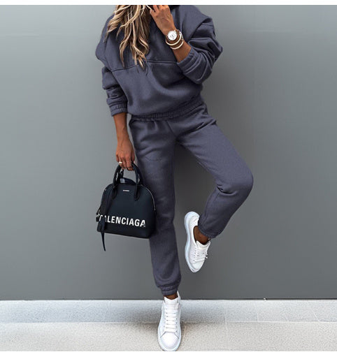 Ensemble Sport Femme à Capuche – Confort et Style au Quotidien