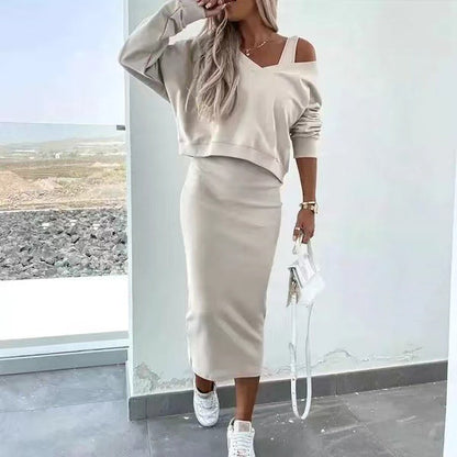 Robe Sans Manches et Pull Col V Mode 2025 Beige